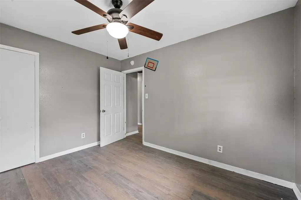 733 W 5th Street Mcgregor TX 76657