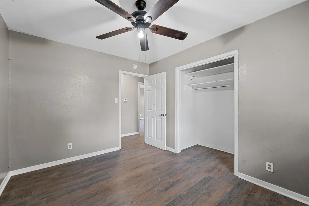 733 W 5th Street Mcgregor TX 76657