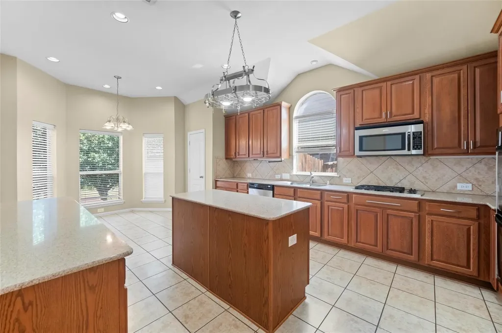 2832 Appaloosa Court Little Elm TX 75068