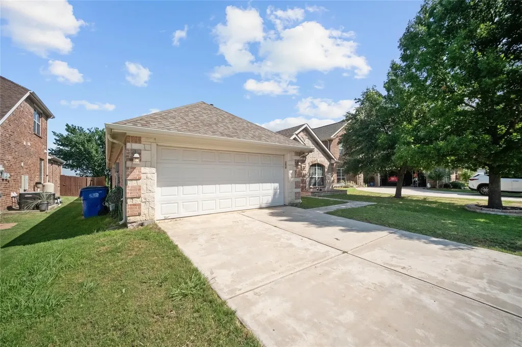 2832 Appaloosa Court Little Elm TX 75068