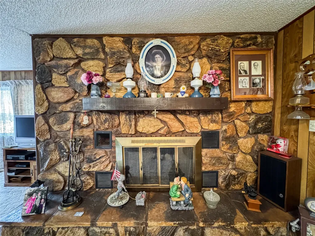 918 N 6th Street Haskell TX 79521