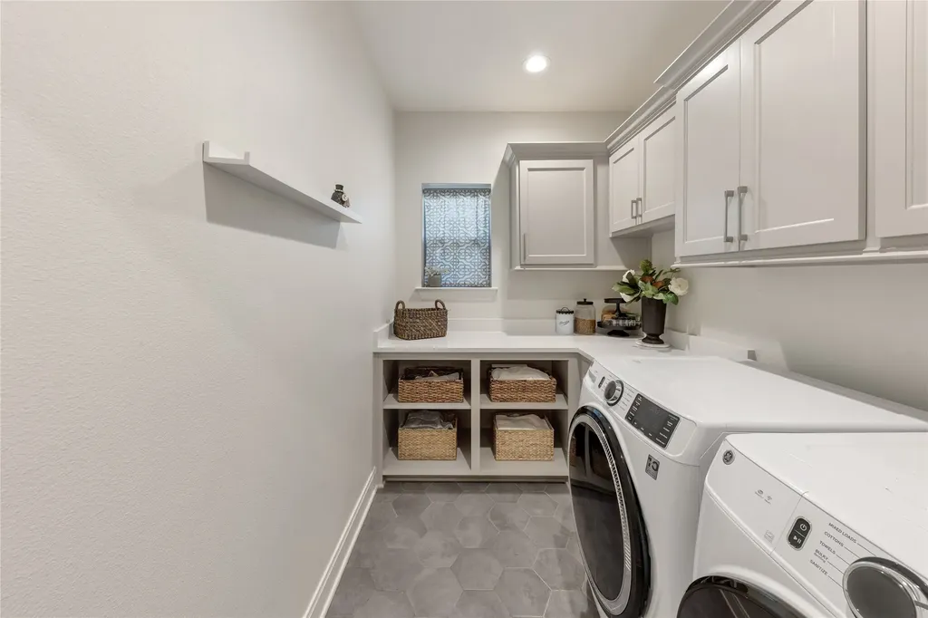 196 County Road 2309 Mineola TX 75773