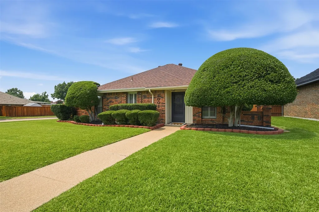 2001 Espinosa Drive Carrollton TX 75010