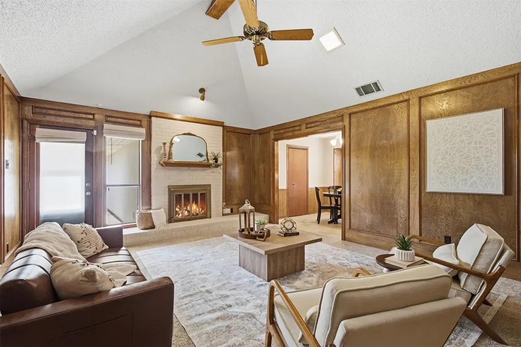 2001 Espinosa Drive Carrollton TX 75010