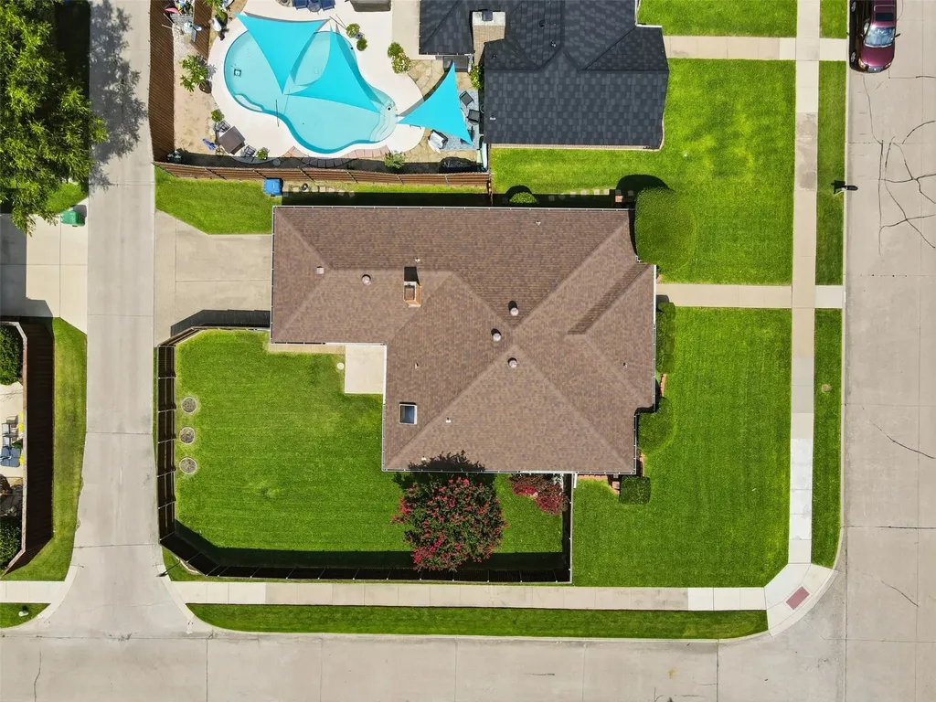 2001 Espinosa Drive Carrollton TX 75010
