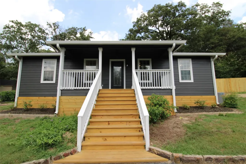 640 Callender Lake Drive Murchison TX 75778