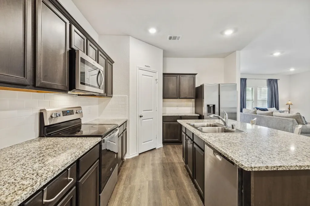 3224 Glazner Drive Mesquite TX 75126