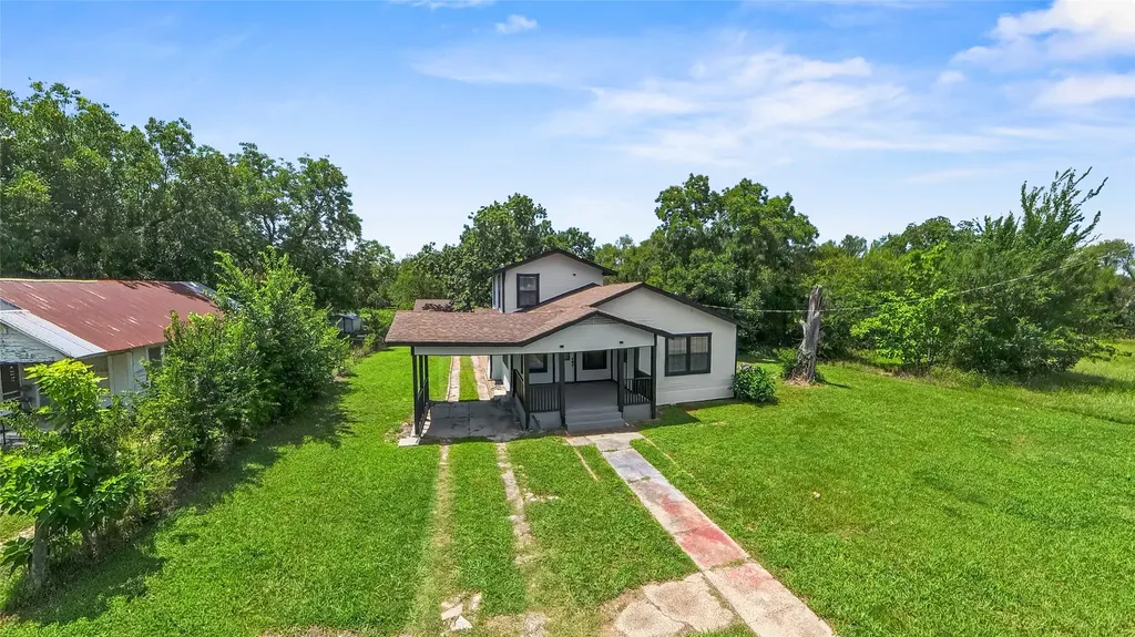 812 E Sumpter Mexia TX 76667