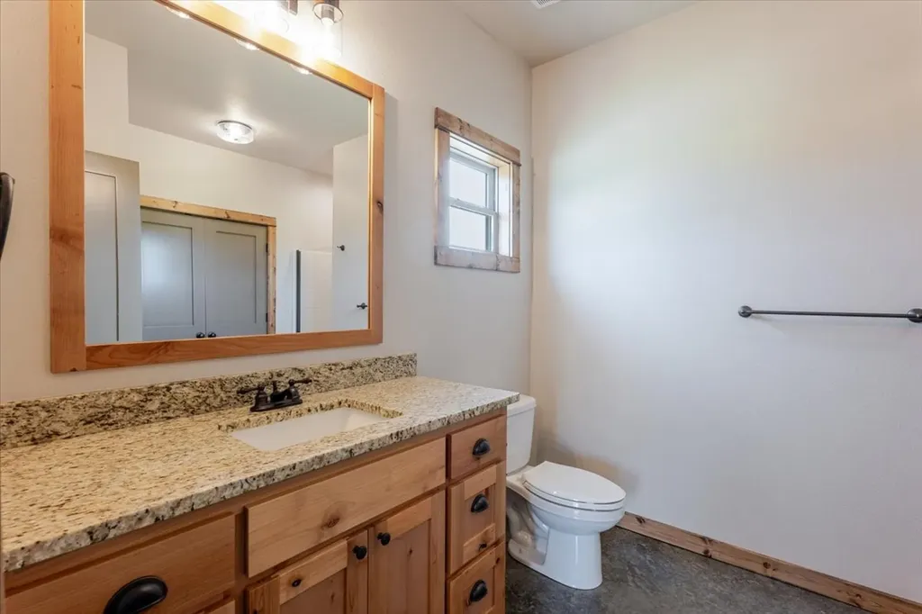 31 Maverick Loop Lipan TX 76462