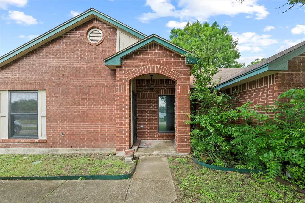 734 Lemons Street Cedar Hill TX 75104
