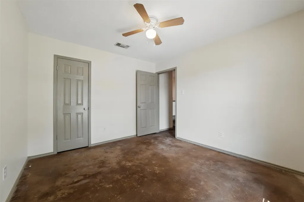 734 Lemons Street Cedar Hill TX 75104