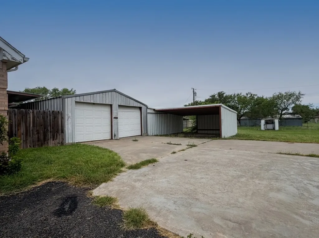 3210 E Lake Road Abilene TX 79601