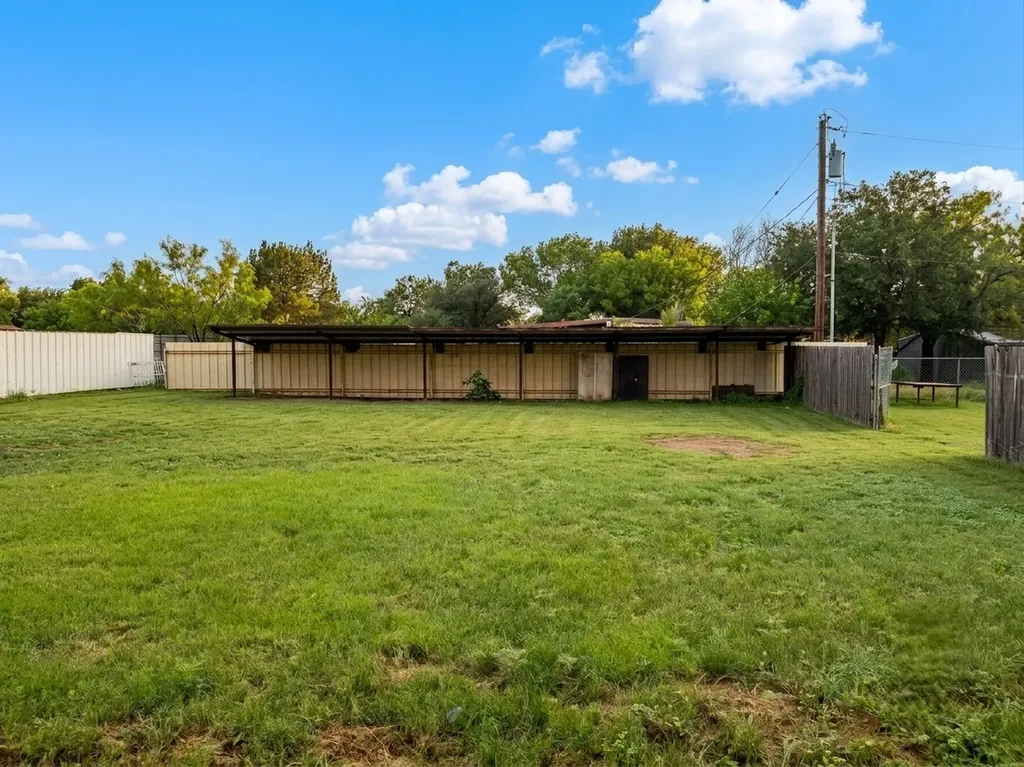 3210 E Lake Road Abilene TX 79601