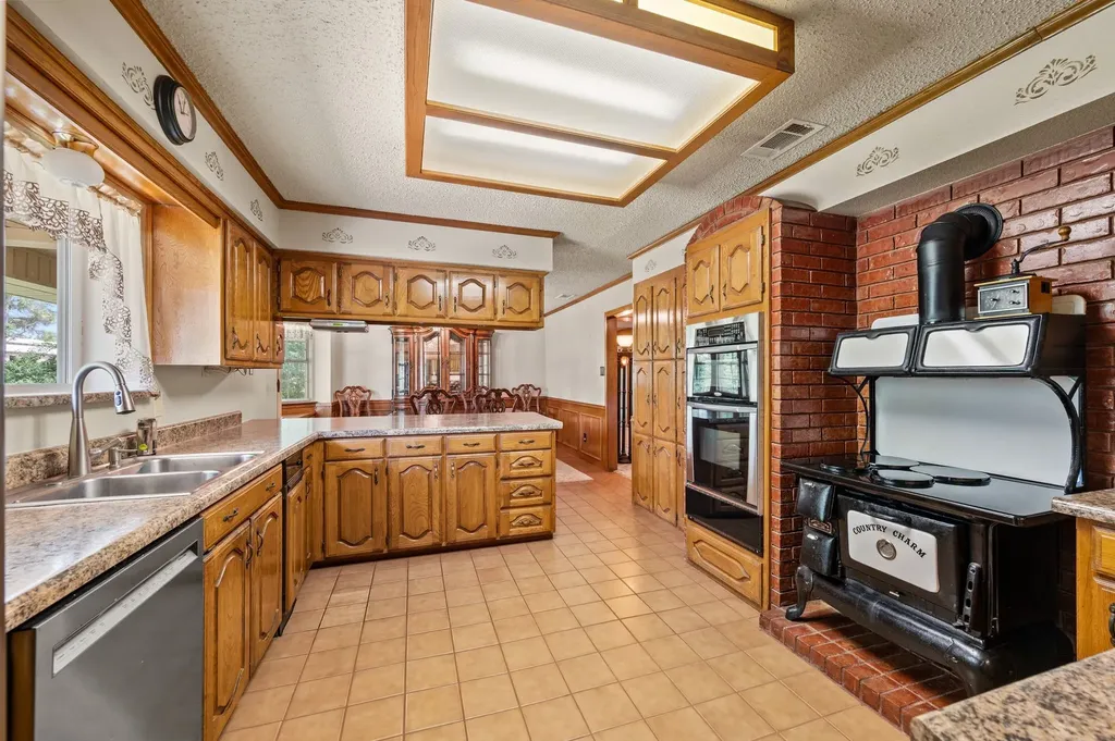 981 Witherspoon Way Bartonville TX 75022