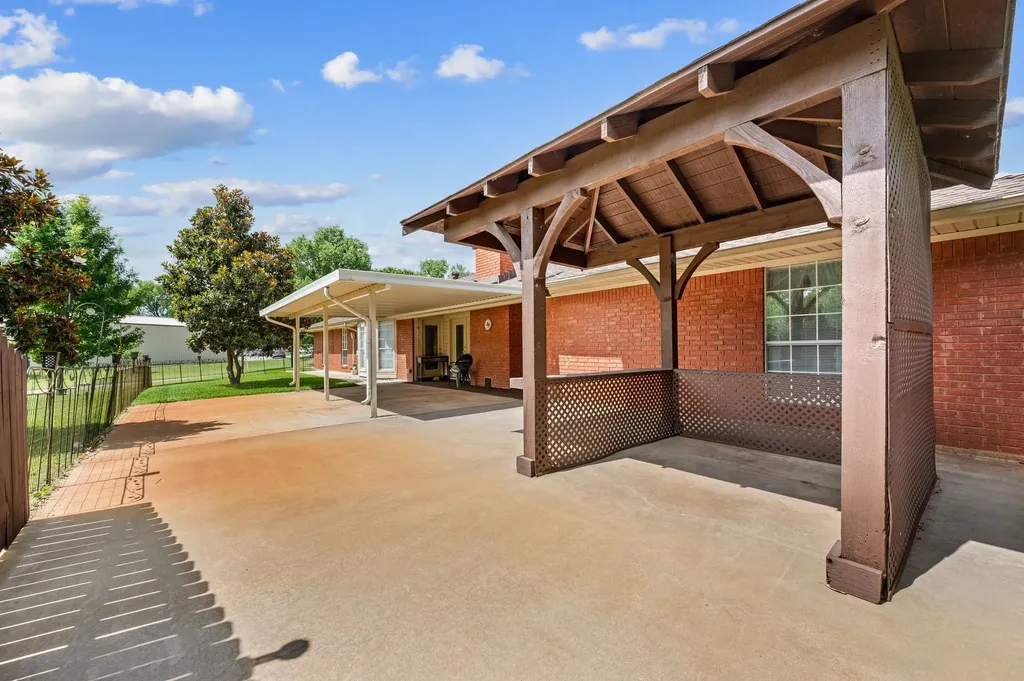 981 Witherspoon Way Bartonville TX 75022