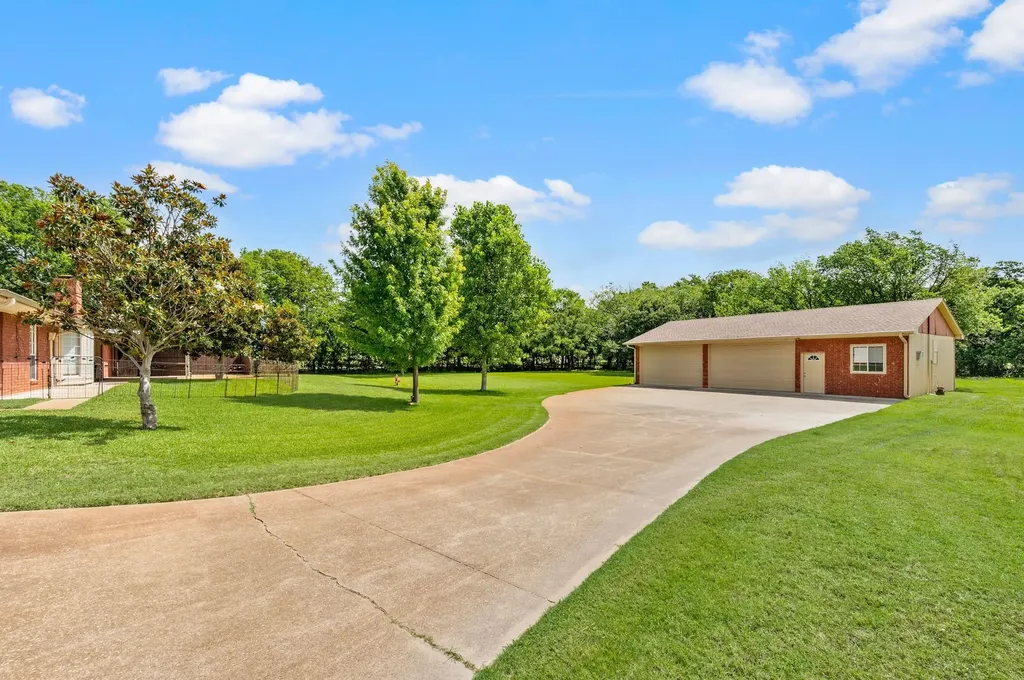 981 Witherspoon Way Bartonville TX 75022