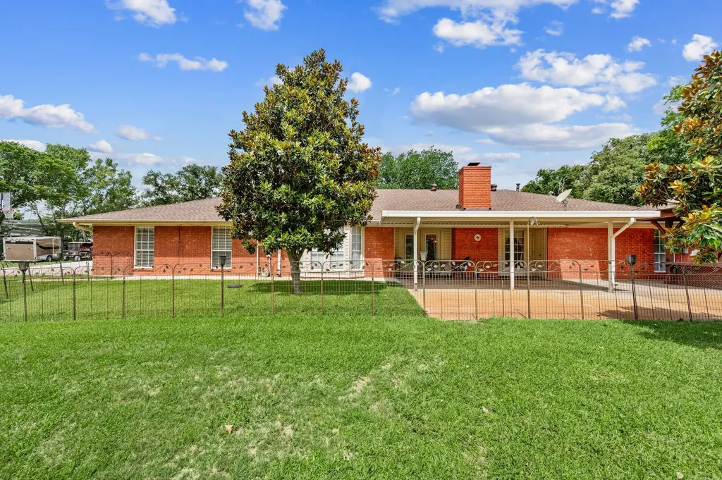 981 Witherspoon Way Bartonville TX 75022