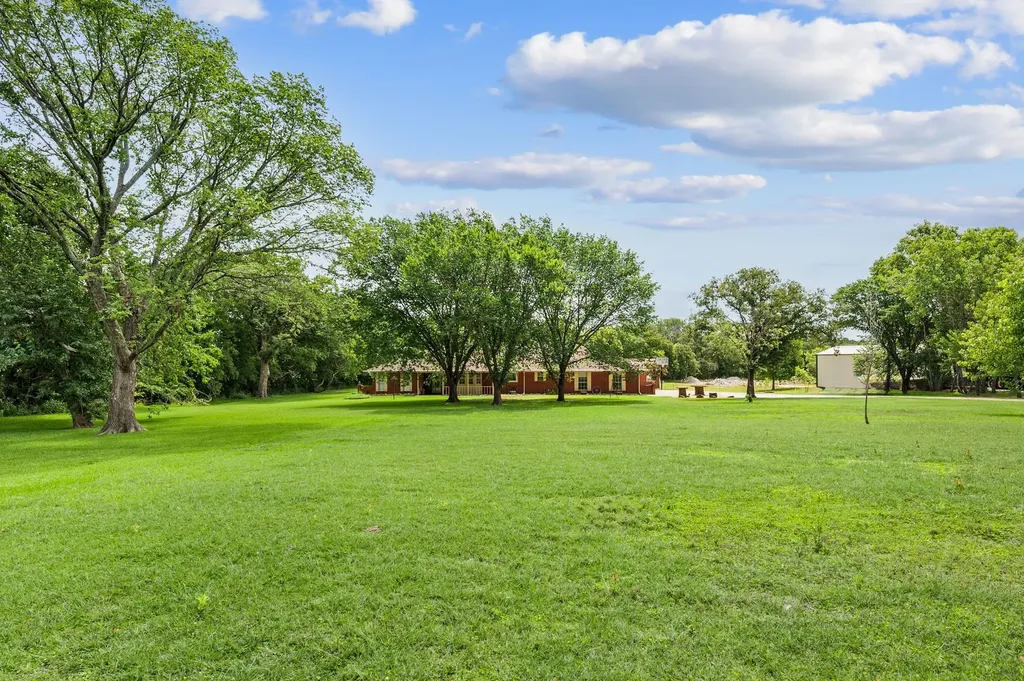 981 Witherspoon Way Bartonville TX 75022