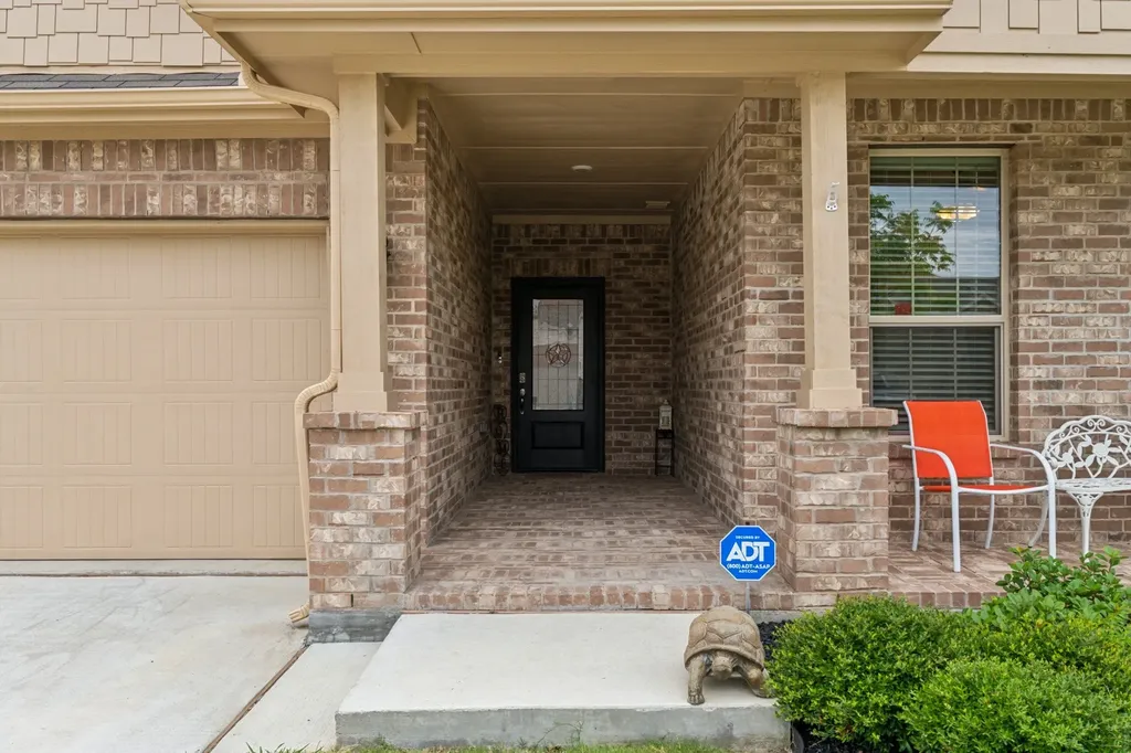525 Big Horn Pass Denton TX 76210