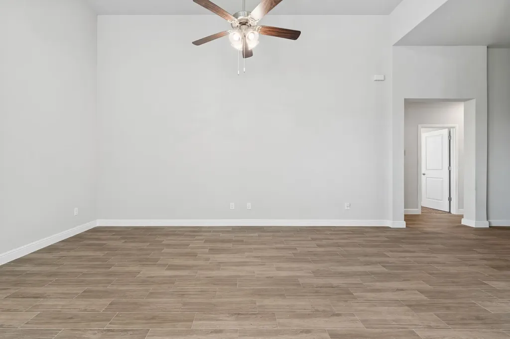 525 Big Horn Pass Denton TX 76210