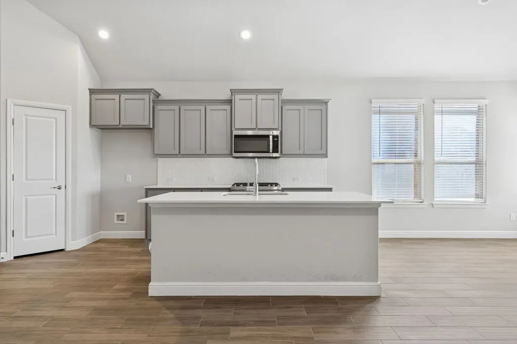 525 Big Horn Pass Denton TX 76210