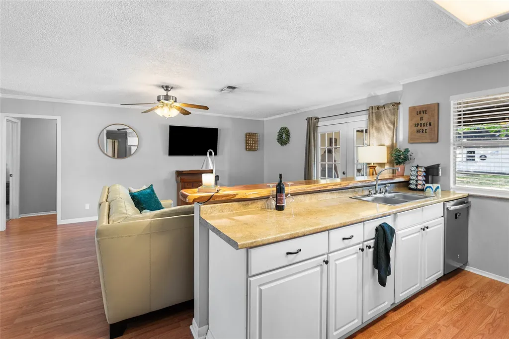 904 Kent Drive Gainesville TX 76240