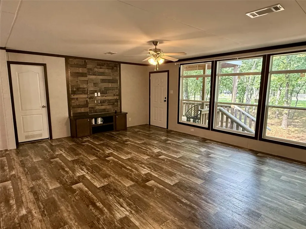 145 Adalida Lane Springtown TX 76082