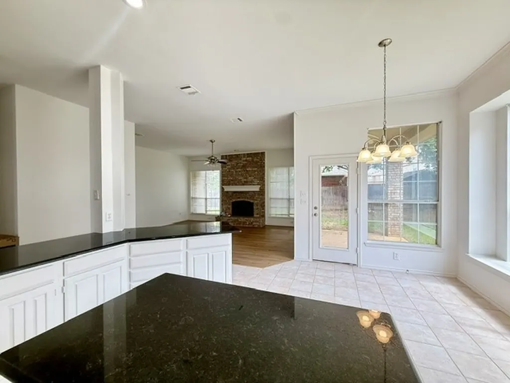 105 Edinburgh Court Highland Village TX 75077