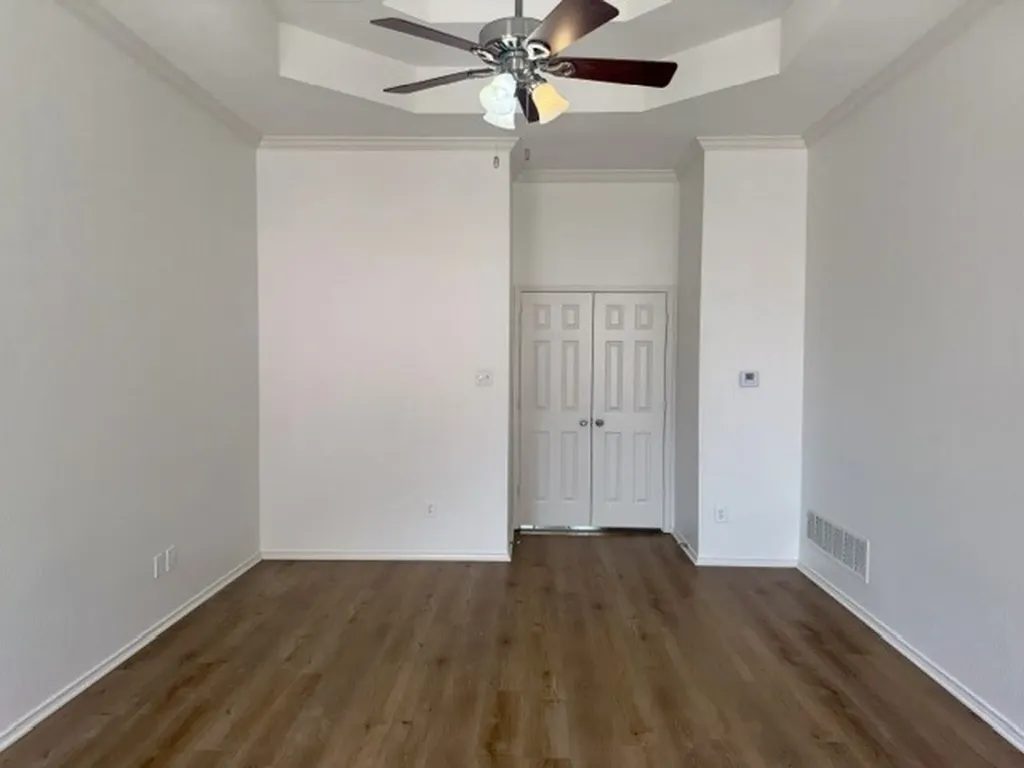 105 Edinburgh Court Highland Village TX 75077