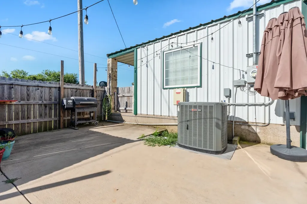 6338 Fm 933 Blum TX 76627