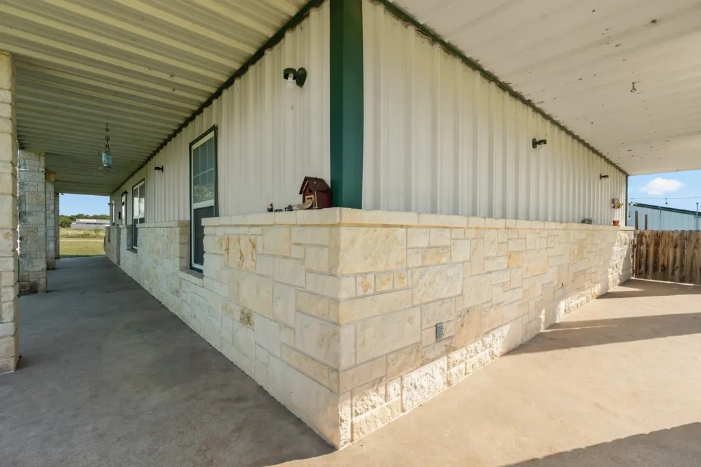 6338 Fm 933 Blum TX 76627