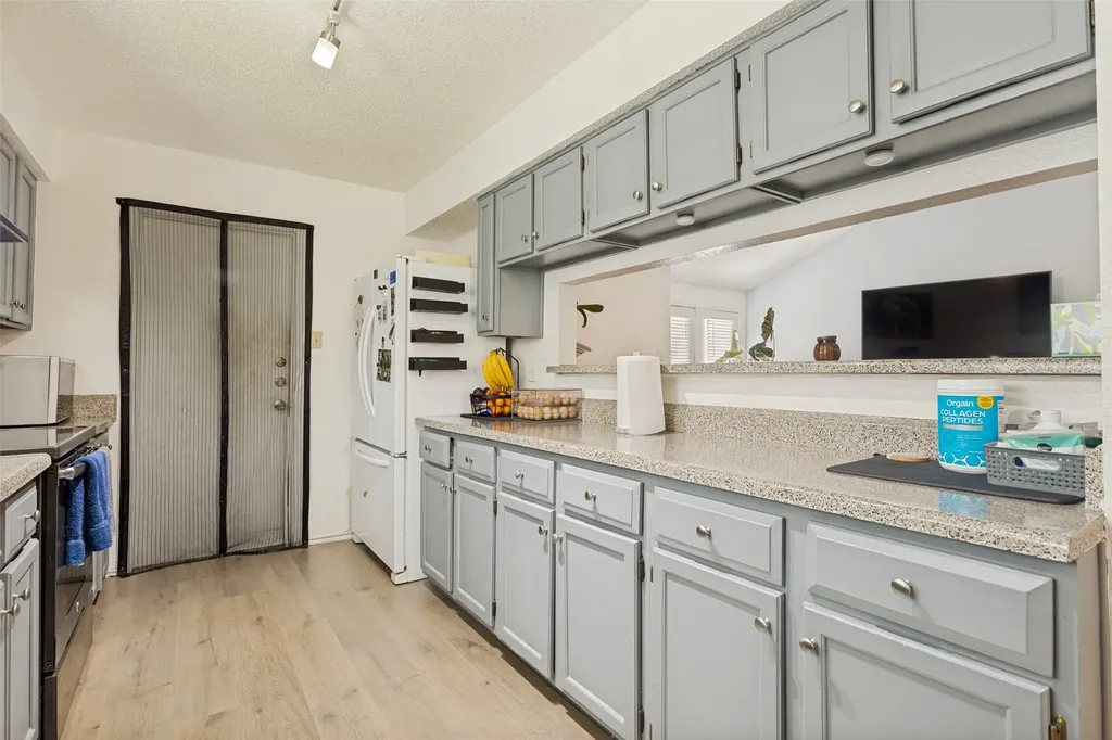 106 E Apollo Road Garland TX 75040