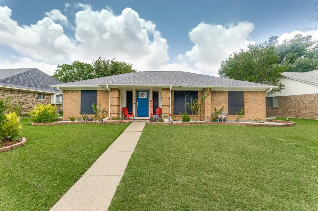 106 E Apollo Road Garland TX 75040