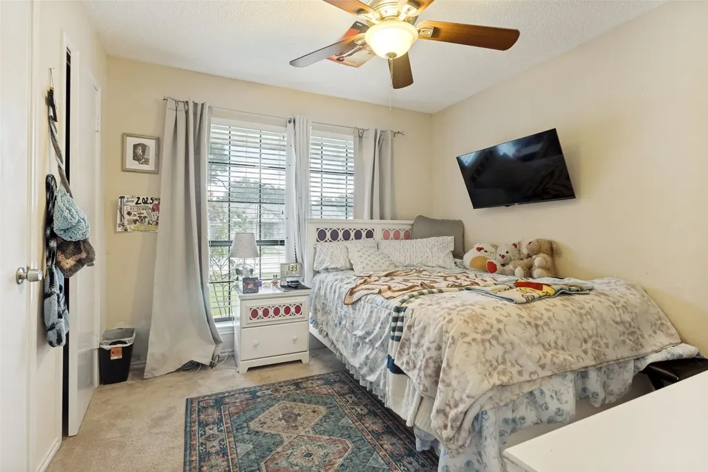 106 E Apollo Road Garland TX 75040