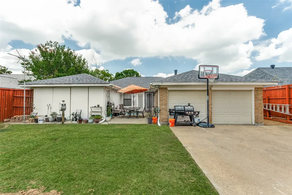 106 E Apollo Road Garland TX 75040