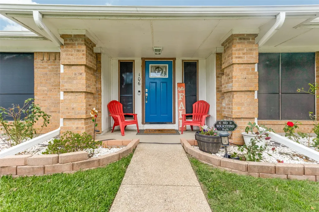 106 E Apollo Road Garland TX 75040