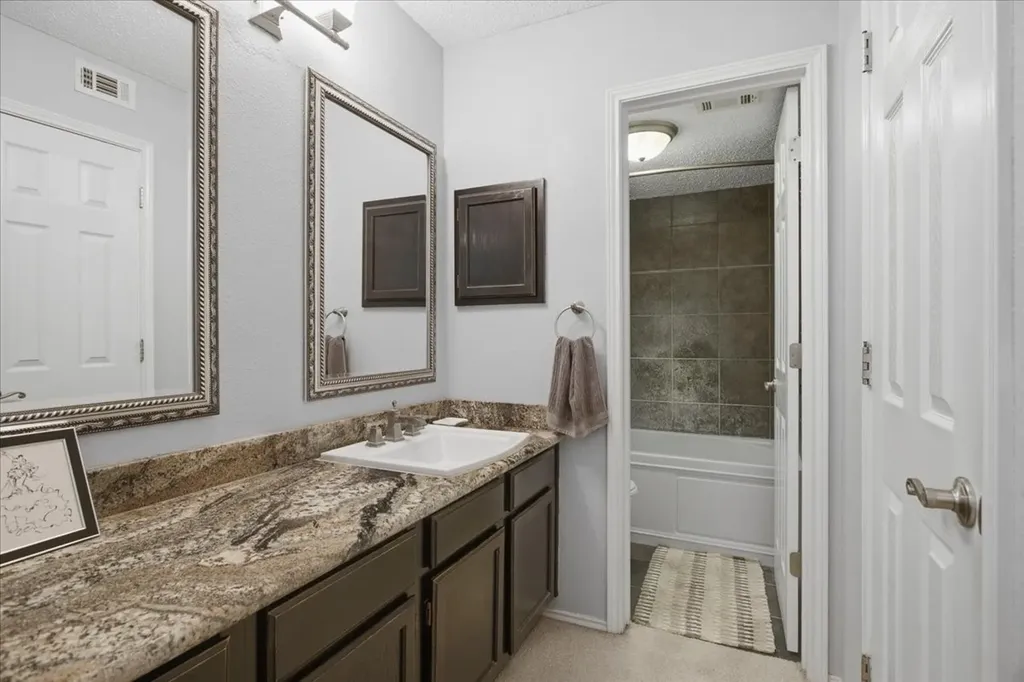 3205 Donnelly Fort Worth TX 76107