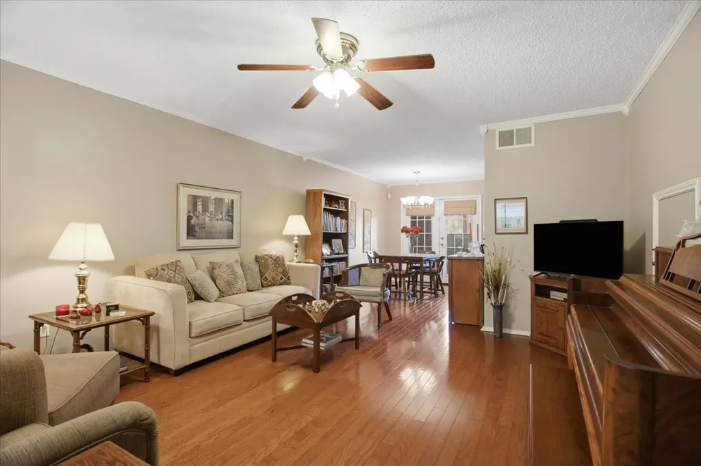 3205 Donnelly Fort Worth TX 76107
