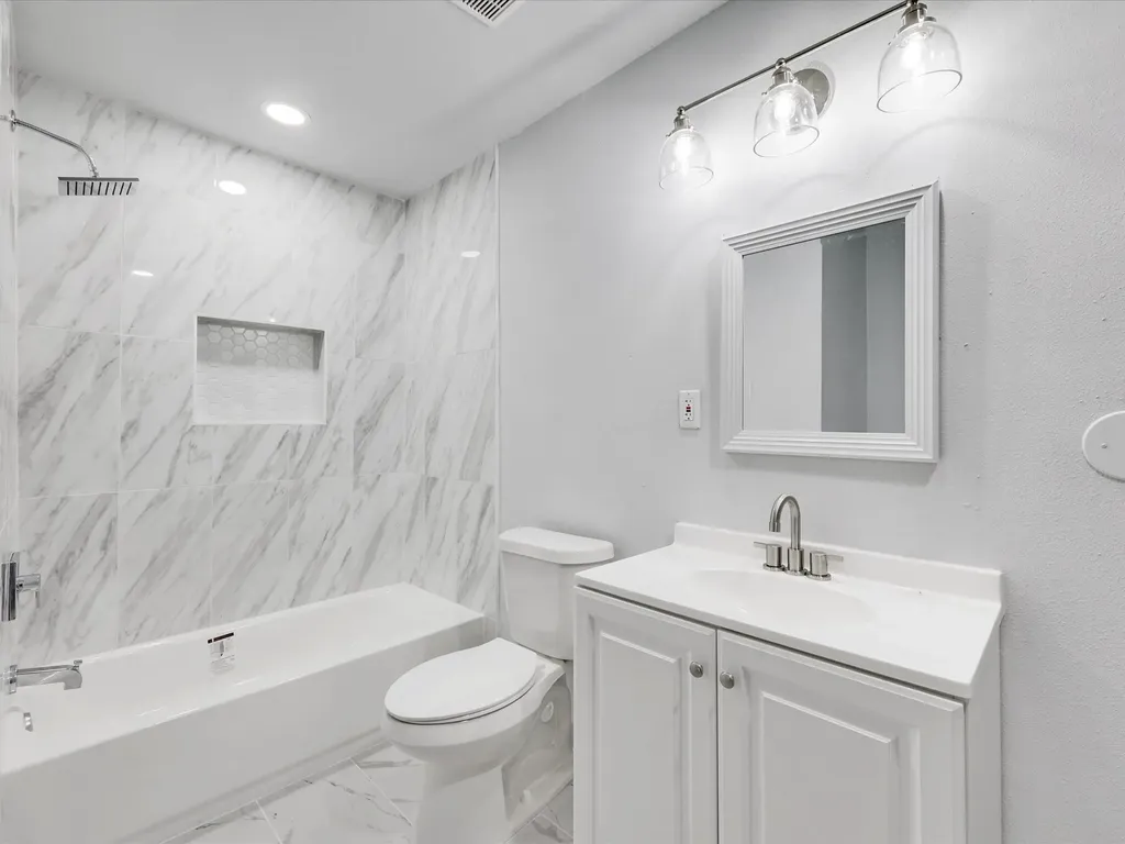 10039 Shadyview Drive Dallas TX 75238
