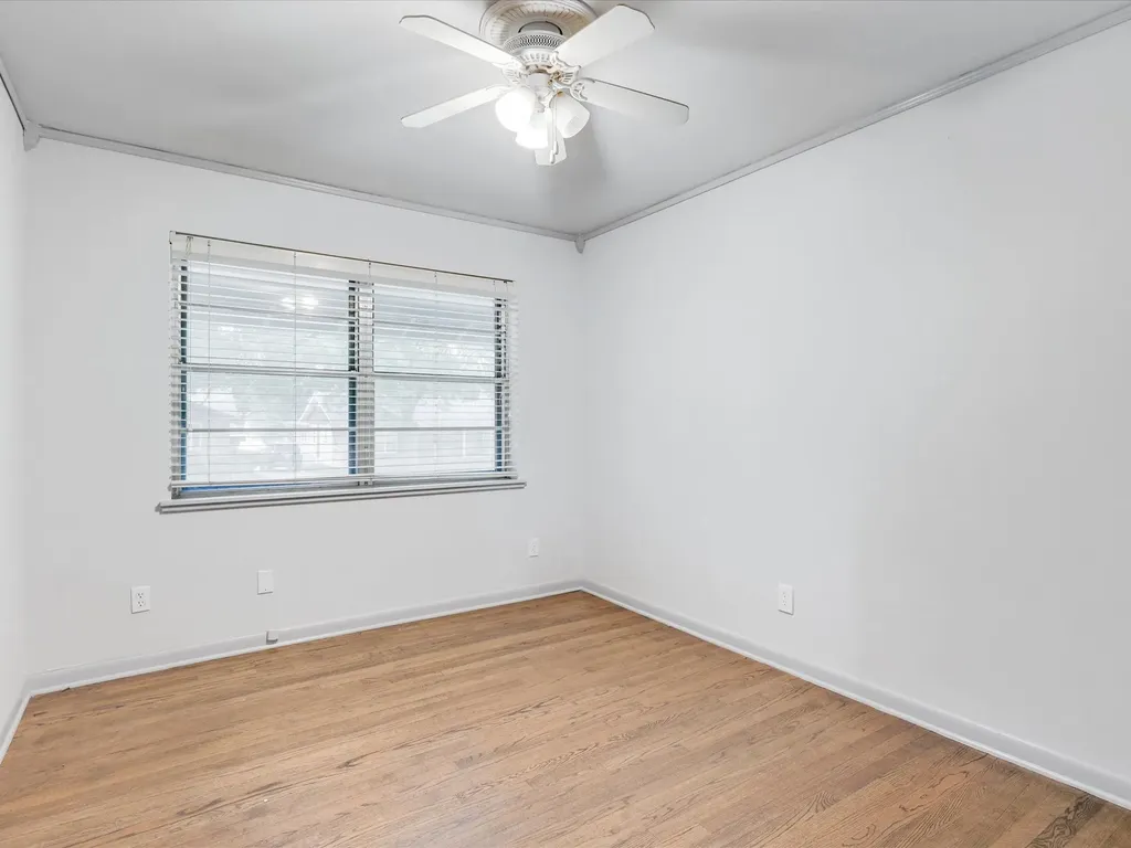 10039 Shadyview Drive Dallas TX 75238