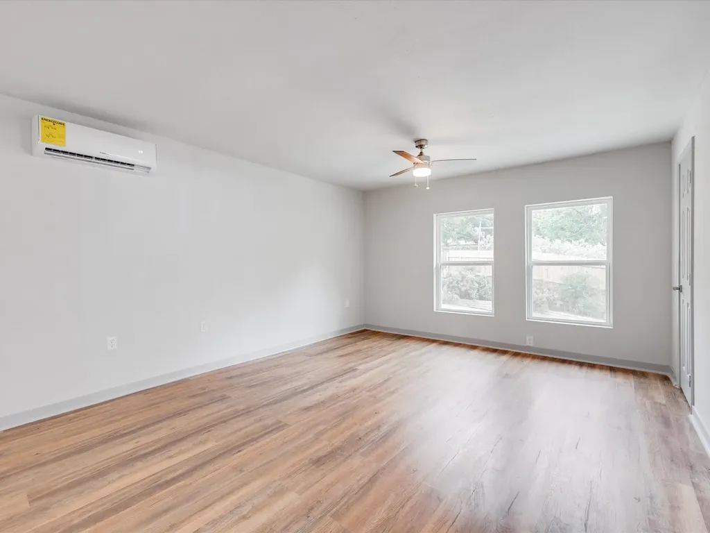 10039 Shadyview Drive Dallas TX 75238