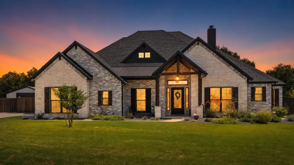 10 Ellis Oak Court Waxahachie TX 75167