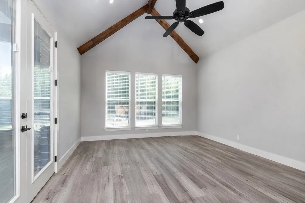 10 Ellis Oak Court Waxahachie TX 75167