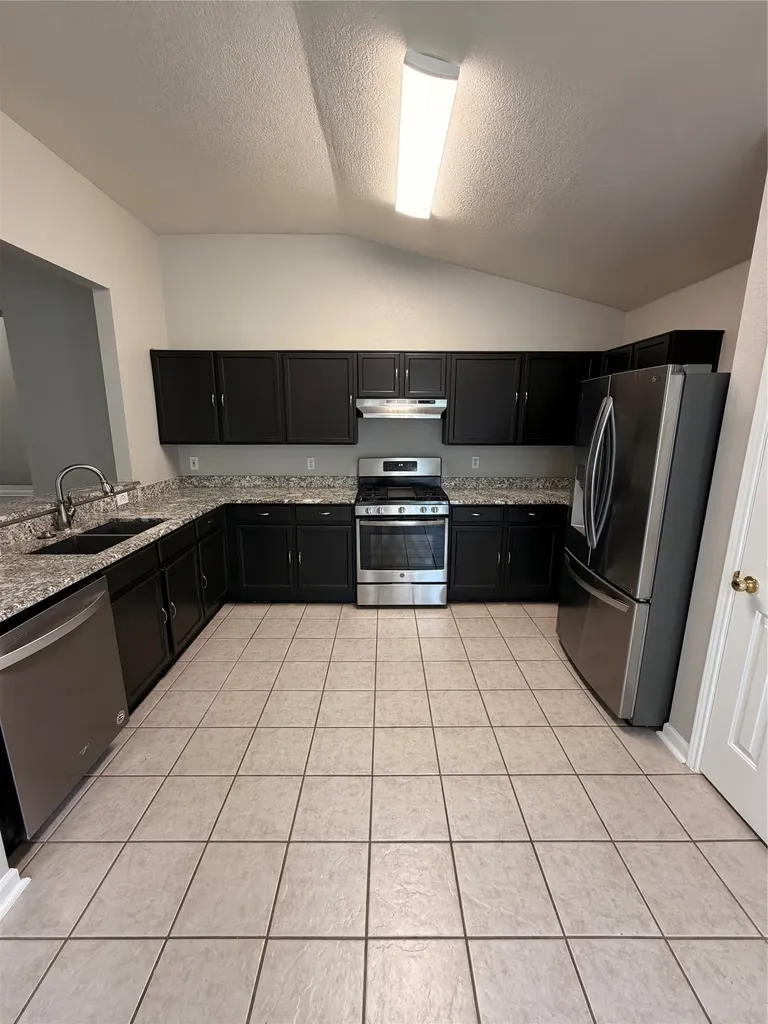 6744 Geyser Trail Watauga TX 76137