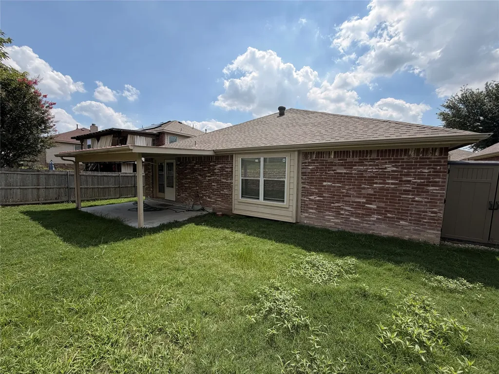 6744 Geyser Trail Watauga TX 76137
