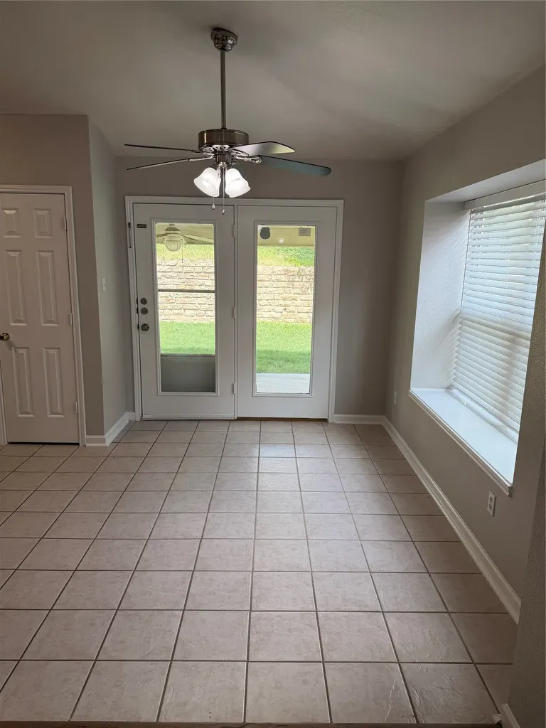 6744 Geyser Trail Watauga TX 76137
