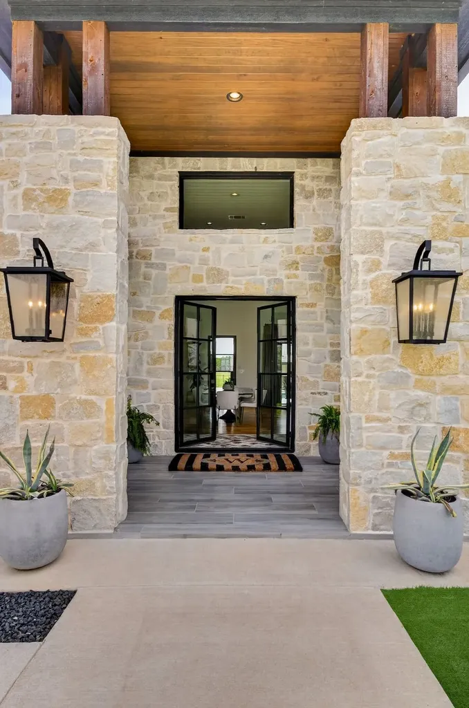 2145 County Road 1227 Cleburne TX 76033
