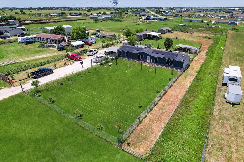 5909 Black Springs Lane Joshua TX 76058