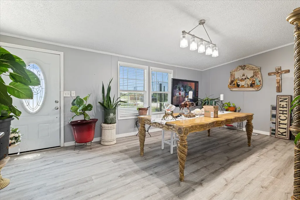 5909 Black Springs Lane Joshua TX 76058