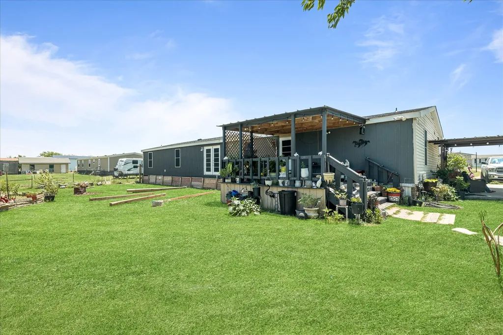 5909 Black Springs Lane Joshua TX 76058
